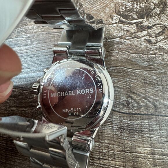 Michael Kors Watch Lot of 9 Fashion Luxury Watch AS IS Needs Battery main image 11